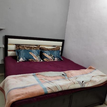 Kalpeshwar Homestay 乌贾因 外观 照片