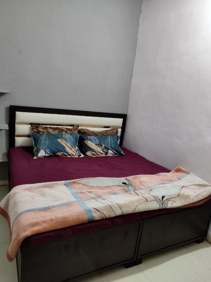 Kalpeshwar Homestay 乌贾因 外观 照片