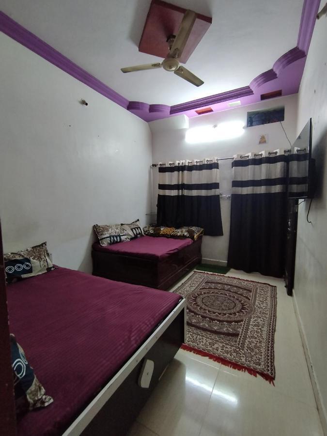 Kalpeshwar Homestay 乌贾因 外观 照片