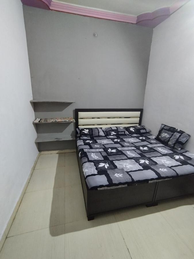 Kalpeshwar Homestay 乌贾因 外观 照片