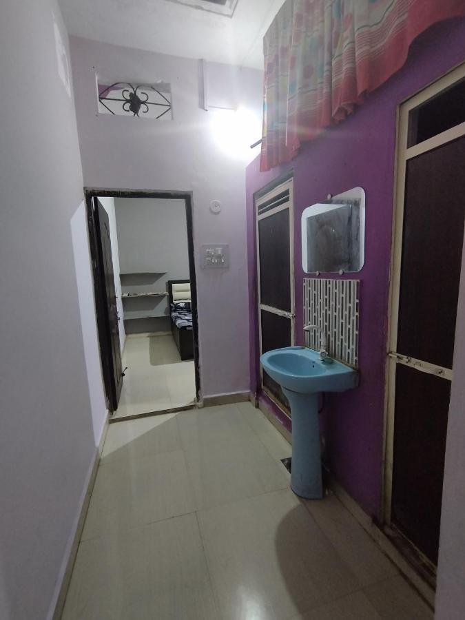 Kalpeshwar Homestay 乌贾因 外观 照片
